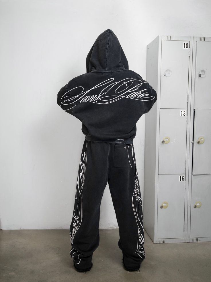 THE SIGNATURE CO-ORD SET